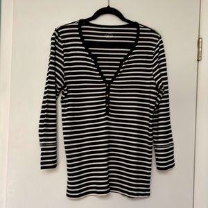 J.Crew - 3/4 inch sleeve V-neck tee w/gold anchor buttons